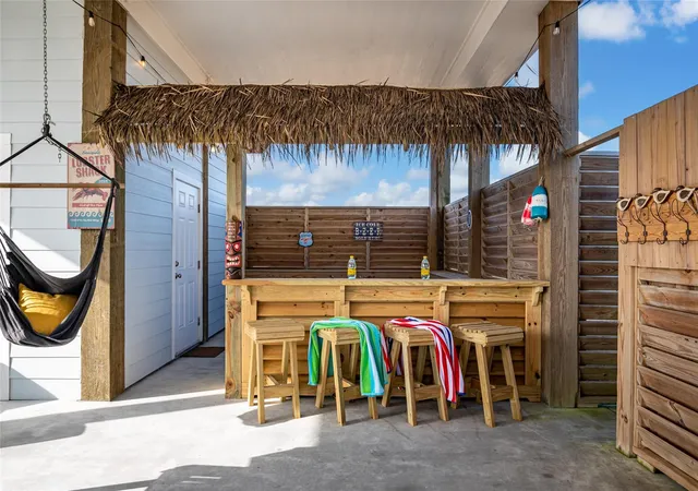Photo 3 of Single family home for sale at 2285 E Lobster St, Port Bolivar, TX 77650 | MLS# 75033946 | Listing updated on 2026-09-04