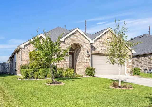 Photo 3 of Single family home for sale at 3864 Oakmist Bnd Ln, Spring, TX 77386 | MLS# 31283202 | Listing updated on 2026-10-07