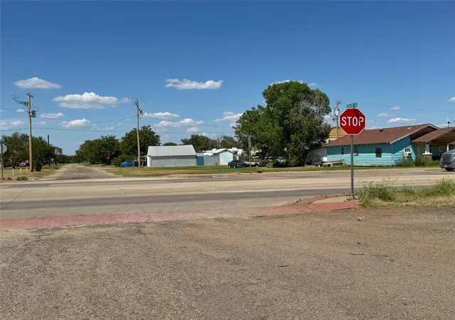 Land for sale at 401 Ave F NE, Childress, TX 79201 | MLS# 39803208