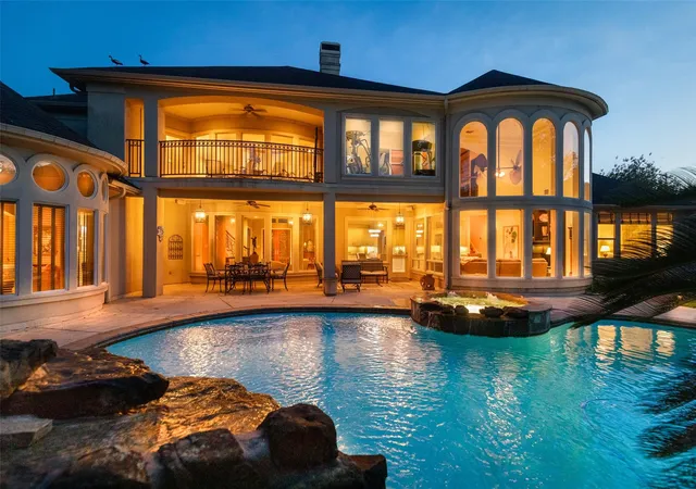 Photo 2 of Mansion for sale at 65 Schubach Dr, Sugar Land, TX 77479 | MLS# 3574823 | Listing updated on 2026-10-03