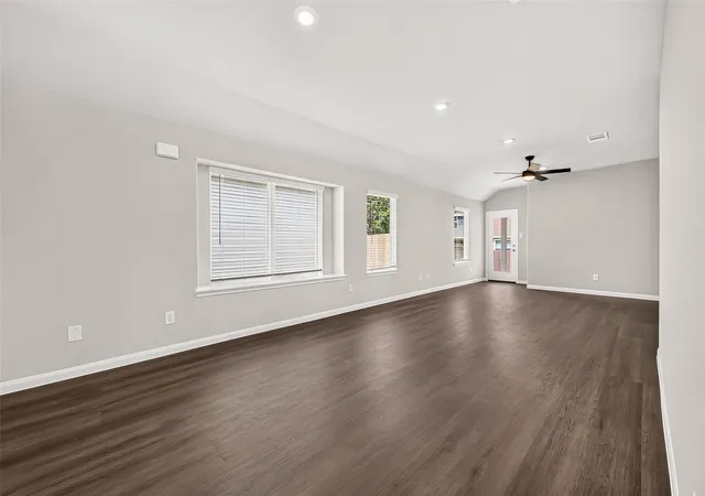 Photo 4 of Single family home for sale at 14027 Mount Hunter Dr, Willis, TX 77318 | MLS# 93076335 | Listing updated on 2026-10-08