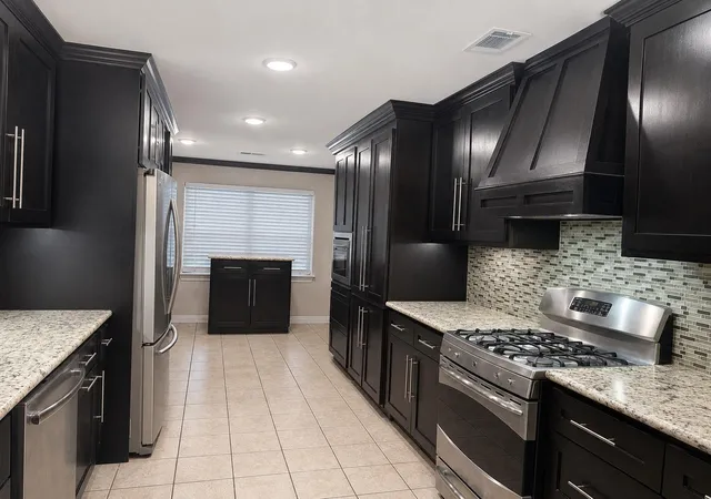 Photo 3 of Single family home for sale at 6427 Hunterstone Ct, Houston, TX 77084 | MLS# 56318254 | Listing updated on 2026-09-04