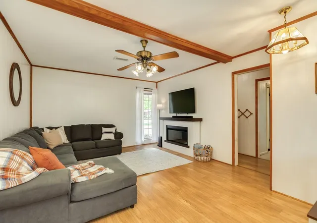 Photo 3 of Sale Pending at 107 Hickory, Lake Jackson, TX 77566 | MLS# 10738685 | Listing updated on 2026-10-08