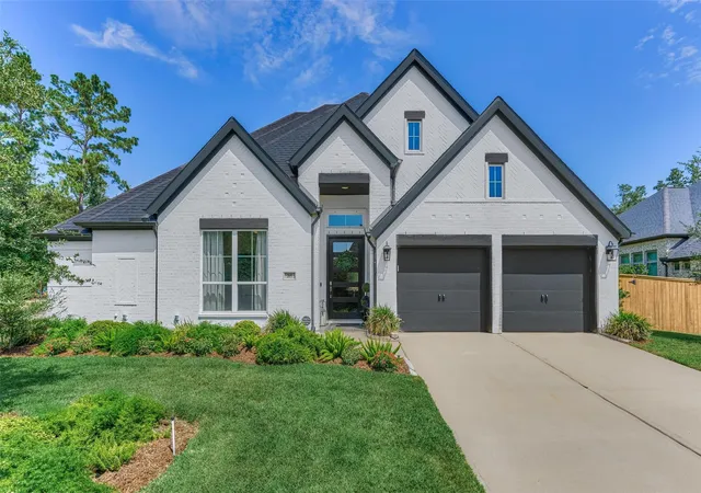 Photo 2 of Single family home for sale at 205 Patina Sorrel Dr, Montgomery, TX 77316 | MLS# 35755825 | Listing updated on 2026-09-13