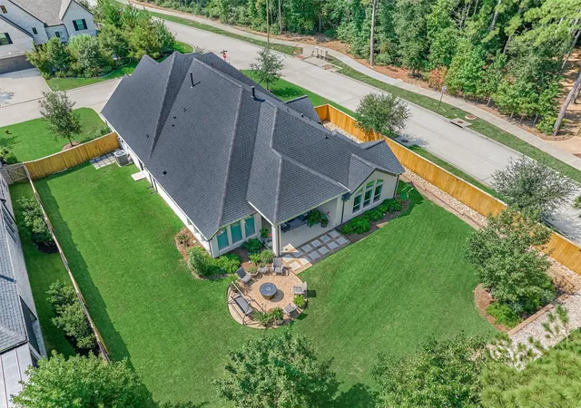 Photo 2 of Single family home for sale at 205 Patina Sorrel Dr, Montgomery, TX 77316 | MLS# 35755825 | Listing updated on 2026-09-13