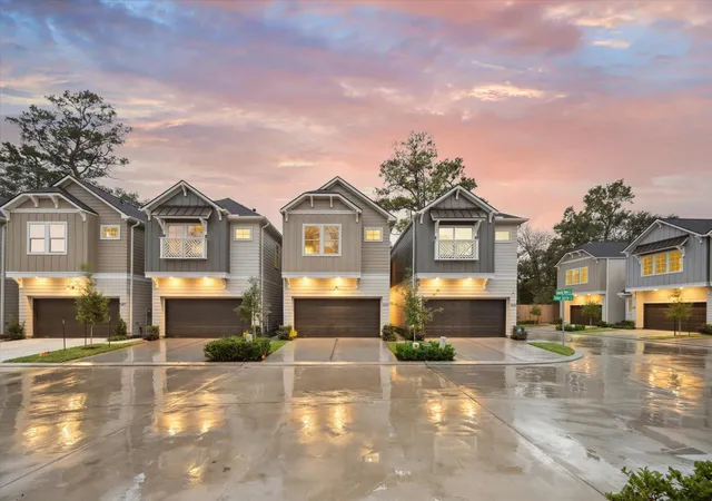 Photo 1 of Single family home for sale at 5216 Amber Sunrise Dr, Houston, TX 77018 | MLS# 51177557 | Listing updated on 2026-09-22