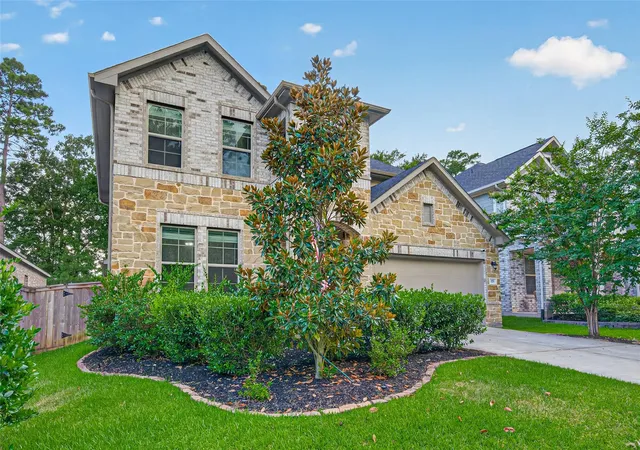 Photo 3 of Single family home for sale at 175 Silva Crk Trl, Willis, TX 77318 | MLS# 10102580 | Listing updated on 2026-10-02