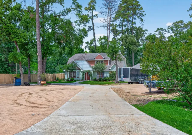 Photo 2 of Single family home for sale at 30207 E Geneva Dr, Spring, TX 77386 | MLS# 52606792 | Listing updated on 2026-09-23