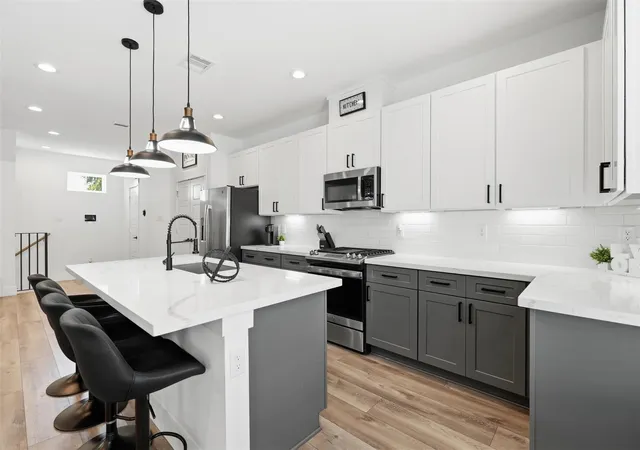 Photo 3 of Single family home for sale at 2056 Johanna Dr #F, Houston, TX 77055 | MLS# 90469310 | Listing updated on 2026-09-20