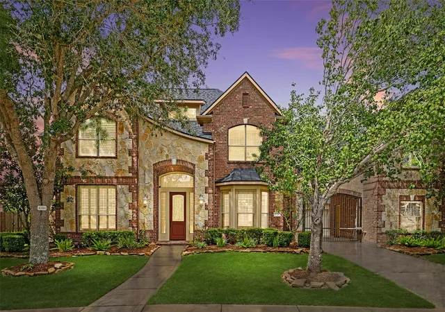 Photo 1 of Single family home for sale at 4506 Beacon View Ct, Sugar Land, TX 77479 | MLS# 21441813 | Listing updated on 2026-10-04