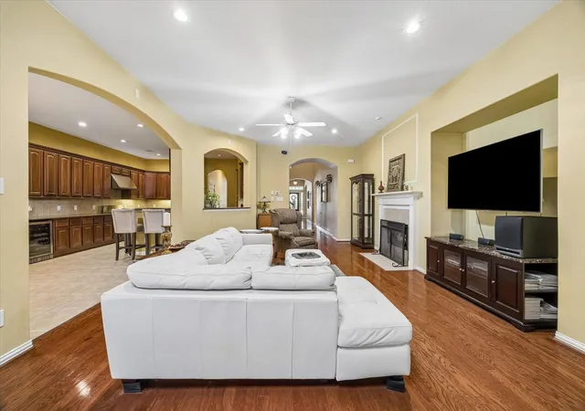 Photo 4 of Single family home for sale at 14827 Ashland Pines Ln, Humble, TX 77396 | MLS# 53857526 | Listing updated on 2026-10-09