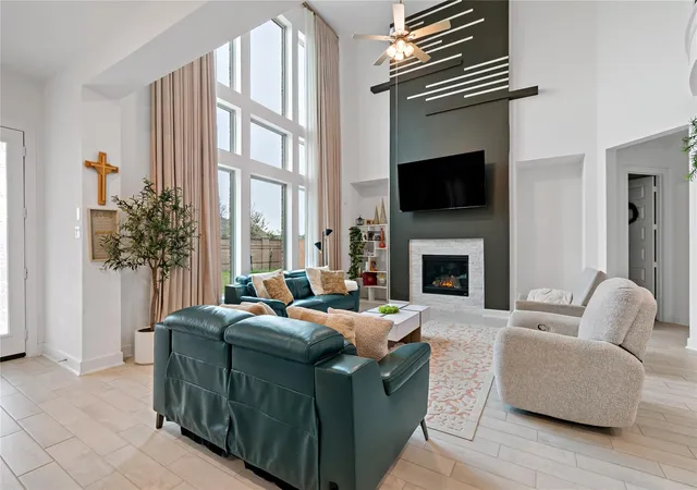 Photo 4 of Single family home for sale at 11111 Zinnias Ct, Cypress, TX 77433 | MLS# 47122493 | Listing updated on 2026-09-11