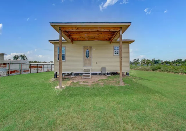 Photo 2 of Single family home for sale at 1243 Road 5263, Cleveland, TX 77327 | MLS# 34188332 | Listing updated on 2026-09-09