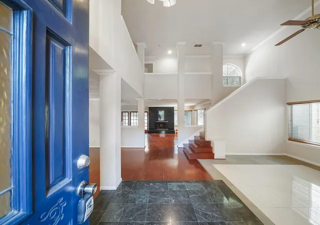 Photo 3 of Single family home for sale at 1607 Beaconshire Rd, Houston, TX 77077 | MLS# 57073297 | Listing updated on 2026-09-21