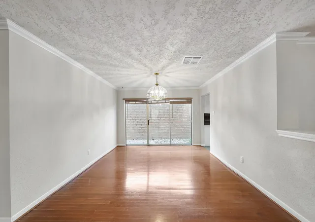 Photo 4 of Single family home for sale at 1607 Beaconshire Rd, Houston, TX 77077 | MLS# 57073297 | Listing updated on 2026-09-21