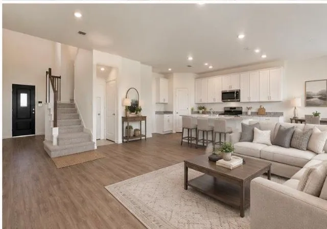 Photo 3 of Single family home for sale at 1024 Greenshank Dr, Katy, TX 77493 | MLS# 46940935 | Listing updated on 2026-09-23