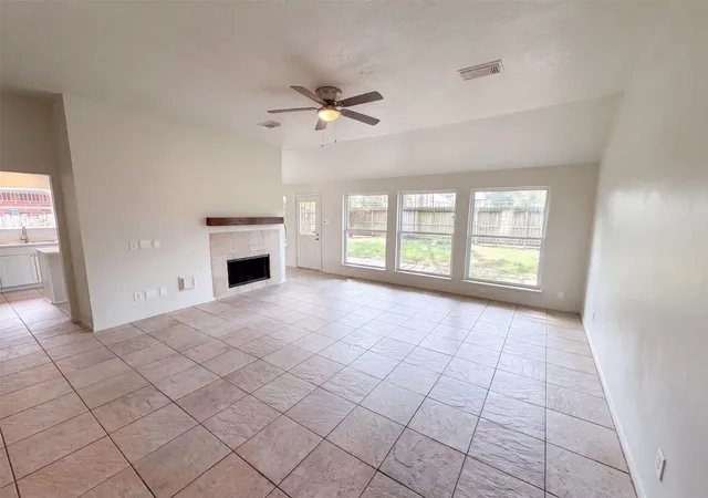 Photo 3 of Single family home for sale at 18614 Twigsworth Ln, Humble, TX 77346 | MLS# 38421347 | Listing updated on 2026-10-09