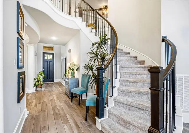 Photo 3 of Single family home for sale at 16843 Hemlock Grv Dr, Humble, TX 77346 | MLS# 83230093 | Listing updated on 2026-09-05