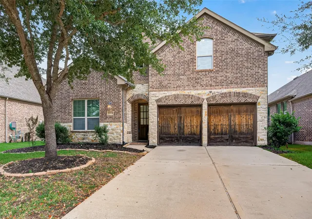 Photo 2 of Single family home for sale at 21018 Shelbyville Dr, Richmond, TX 77407 | MLS# 4150475 | Listing updated on 2026-09-13