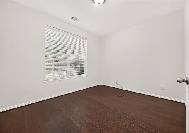 Photo 4 of Single family home for sale at 21018 Shelbyville Dr, Richmond, TX 77407 | MLS# 4150475 | Listing updated on 2026-09-13