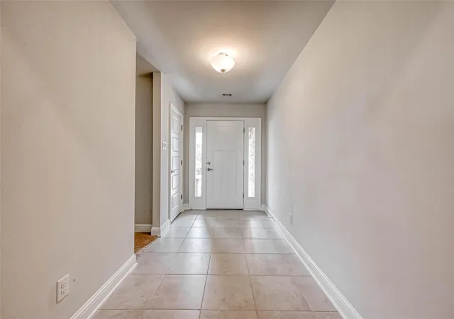 Photo 4 of Single family home for sale at 10238 Whitney Reach Dr, Rosharon, TX 77583 | MLS# 11901467 | Listing updated on 2026-10-04