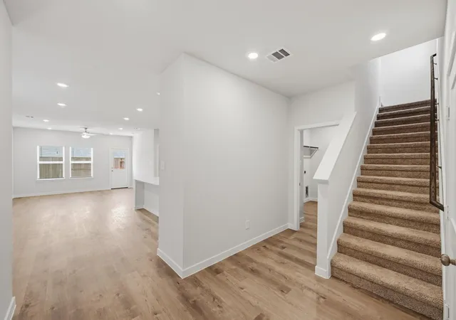 Photo 3 of Single family home for sale at 132 Rising Cedar Ln, Hockley, TX 77447 | MLS# 73656714 | Listing updated on 2026-10-07