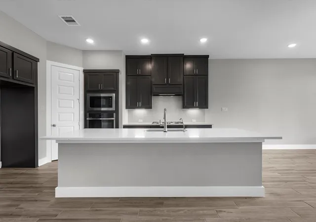 Photo 3 of Sale Pending at 17830 Quartz Springs Ln, Tomball, TX 77377 | MLS# 62774057 | Listing updated on 2026-09-28
