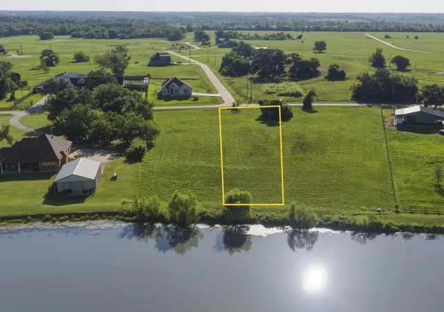 Photo 2 of Land for sale at 750 Wagon Wheel Trl, Angleton, TX 77515 | MLS# 92727417 | Listing updated on 2026-09-07