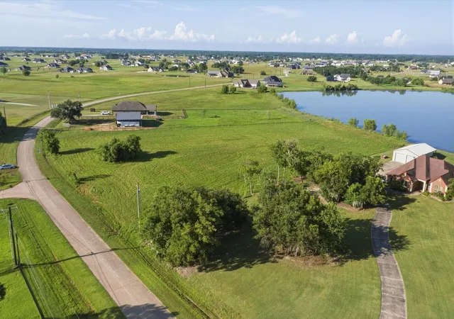 Photo 3 of Land for sale at 750 Wagon Wheel Trl, Angleton, TX 77515 | MLS# 92727417 | Listing updated on 2026-09-07