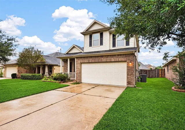 Photo 2 of Single family home for sale at 19023 Pinewood Point Ln, Tomball, TX 77377 | MLS# 57354710 | Listing updated on 2026-09-08