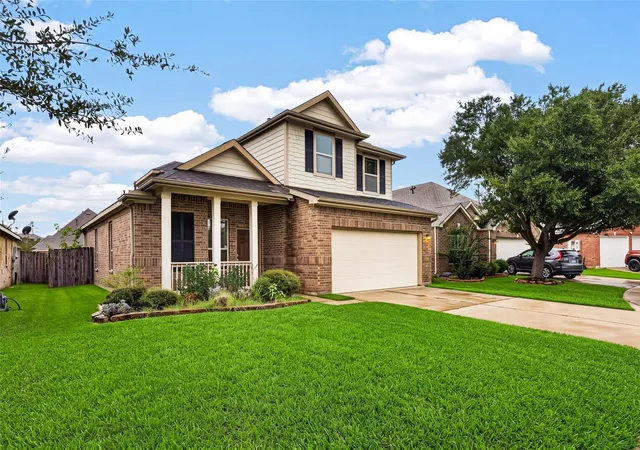 Photo 3 of Single family home for sale at 19023 Pinewood Point Ln, Tomball, TX 77377 | MLS# 57354710 | Listing updated on 2026-09-08