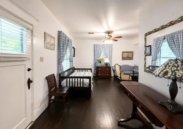 Photo 2 of Single family home for sale at 1012 W Adoue St, Alvin, TX 77511 | MLS# 70837244 | Listing updated on 2026-09-07