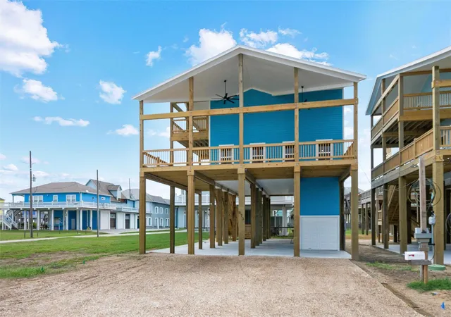 Photo 2 of Single family home for sale at 877 Alberdie Dr, Port Bolivar, TX 77650 | MLS# 67757607 | Listing updated on 2026-09-17