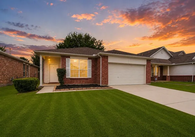 Photo 1 of Sale Pending at 914 Colewick Ct, Spring, TX 77373 | MLS# 92740586 | Listing updated on 2026-09-28