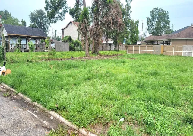 Photo 3 of Land for sale at 1311 English St, Houston, TX 77009 | MLS# 16261118 | Listing updated on 2026-09-04
