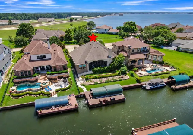 Photo 2 of Single family home for sale at 12324 White Oak Point, Conroe, TX 77304 | MLS# 19842432 | Listing updated on 2026-09-11