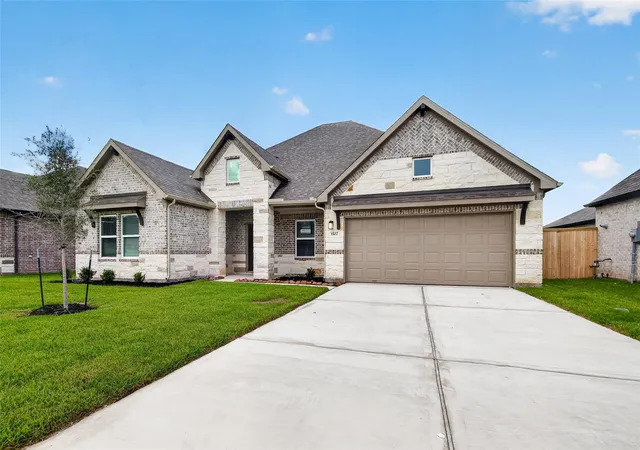 Photo 2 of Single family home for sale at 3507 Sago Palm Dr, Manvel, TX 77578 | MLS# 47113135 | Listing updated on 2026-09-24