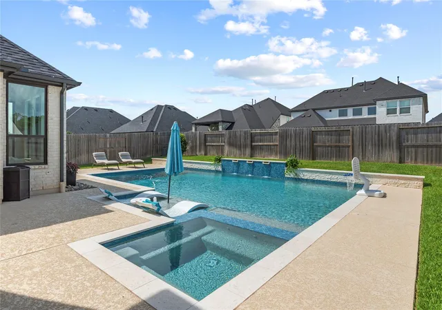 Photo 3 of Single family home for sale at 10923 Providence Ct, Missouri City, TX 77459 | MLS# 13469477 | Listing updated on 2026-10-03