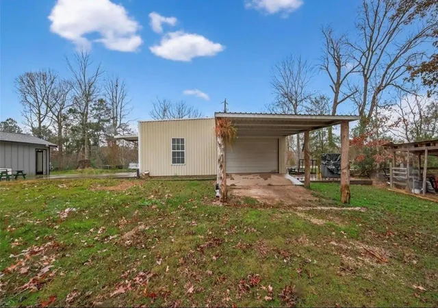 Photo 2 of Single family home for sale at 588 County Rd 2307, Cleveland, TX 77327 | MLS# 45618152 | Listing updated on 2026-09-08