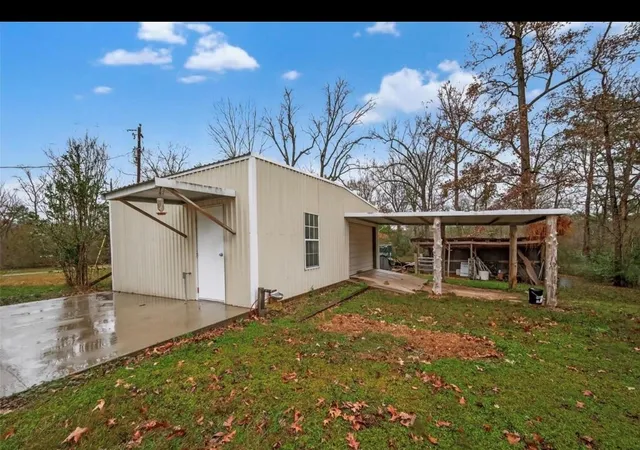Photo 3 of Single family home for sale at 588 County Rd 2307, Cleveland, TX 77327 | MLS# 45618152 | Listing updated on 2026-09-08