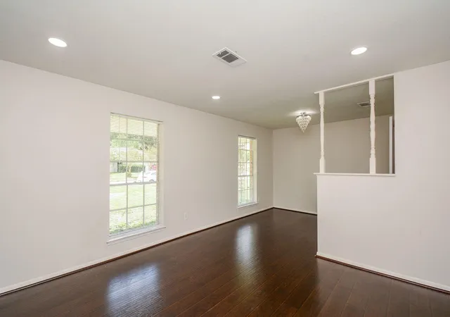 Photo 3 of Single family home for sale at 6002 Verdome Ln, Houston, TX 77092 | MLS# 84379972 | Listing updated on 2026-09-03