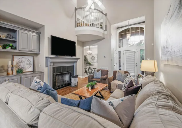 Photo 3 of Townhouse for sale at 305 Chimney Hl Dr, College Station, TX 77840 | MLS# 63659757 | Listing updated on 2026-09-20