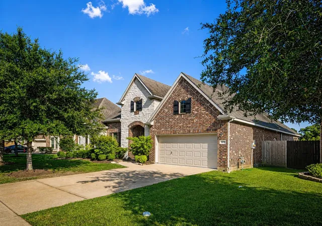 Photo 1 of Single family home for sale at 4213 Sycamore Point, Friendswood, TX 77546 | MLS# 69755489 | Listing updated on 2026-09-11