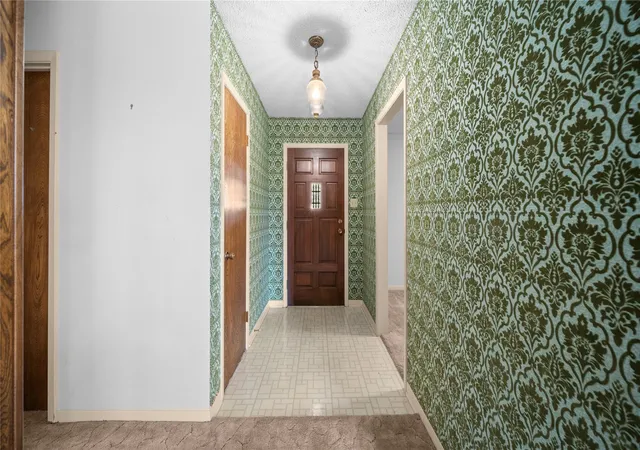 Photo 3 of Single family home for sale at 674 N Polk, Giddings, TX 78942 | MLS# 30620554 | Listing updated on 2026-09-26