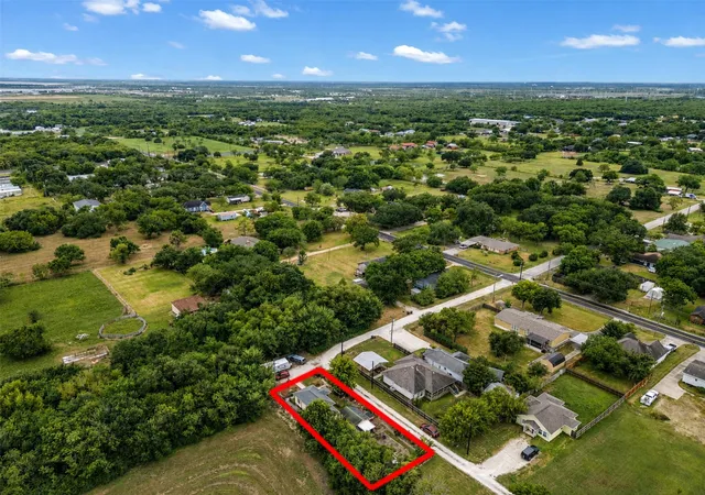 Photo 4 of Single family home for sale at 2616 Ave H, Dickinson, TX 77539 | MLS# 38055403 | Listing updated on 2026-09-09