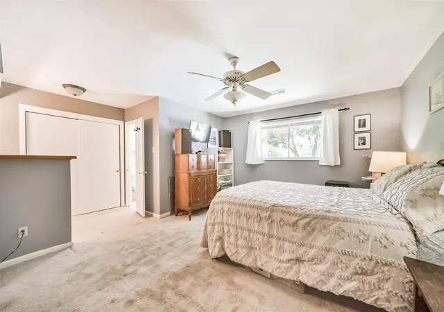 Photo 3 of Single family home for sale at 5847 Paisley St, Houston, TX 77096 | MLS# 19731261 | Listing updated on 2026-10-06