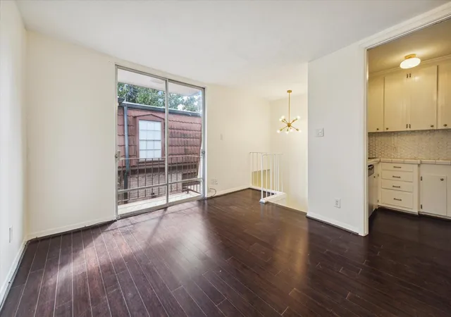 Photo 4 of Condo for sale at 3401 Timmons Ln #14, Houston, TX 77027 | MLS# 47965708 | Listing updated on 2026-09-03