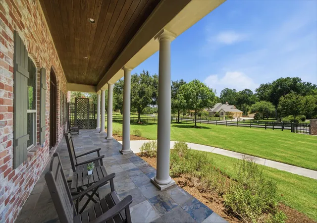 Photo 3 of Single family home for sale at 32102 Rolling Woods Trl, Fulshear, TX 77441 | MLS# 69097531 | Listing updated on 2026-09-11