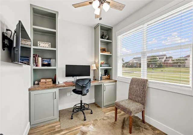 Photo 2 of Single family home for sale at 106 Laurel Oak Cir, Cuero, TX 77954 | MLS# 51406611 | Listing updated on 2026-09-10