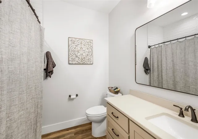 Photo 3 of Single family home for sale at 106 Laurel Oak Cir, Cuero, TX 77954 | MLS# 51406611 | Listing updated on 2026-09-10